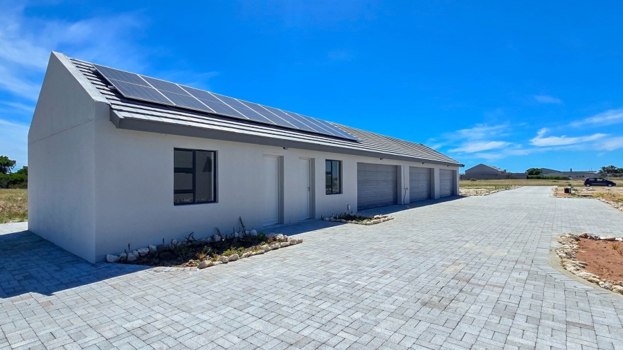 To Let 5 Bedroom Property for Rent in Long Acres Country Estate Western Cape